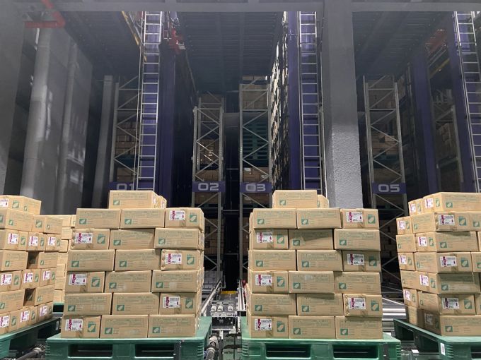 图片说明：重庆铁路口岸药品进口口岸仓库内。中国经济网记者宋雅静/摄 